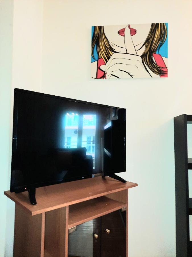 Cozy And Bright Apartment In The Heart Of The City Thessaloniki Exterior foto