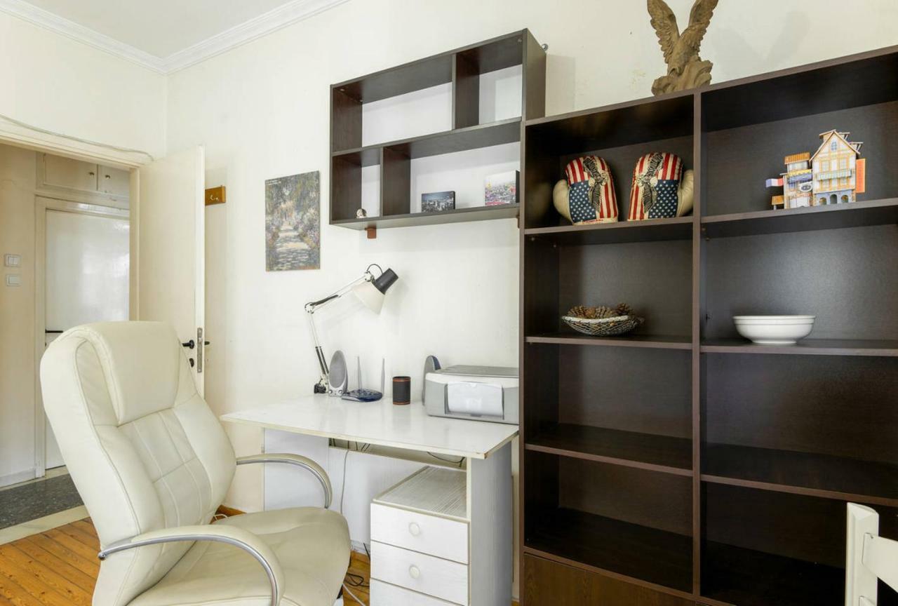 Cozy And Bright Apartment In The Heart Of The City Thessaloniki Exterior foto