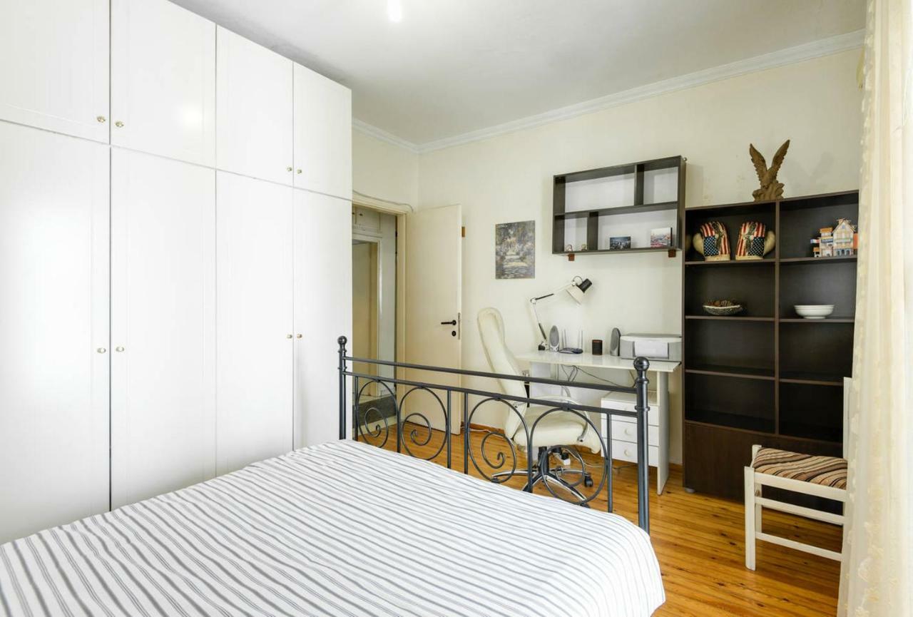 Cozy And Bright Apartment In The Heart Of The City Thessaloniki Exterior foto