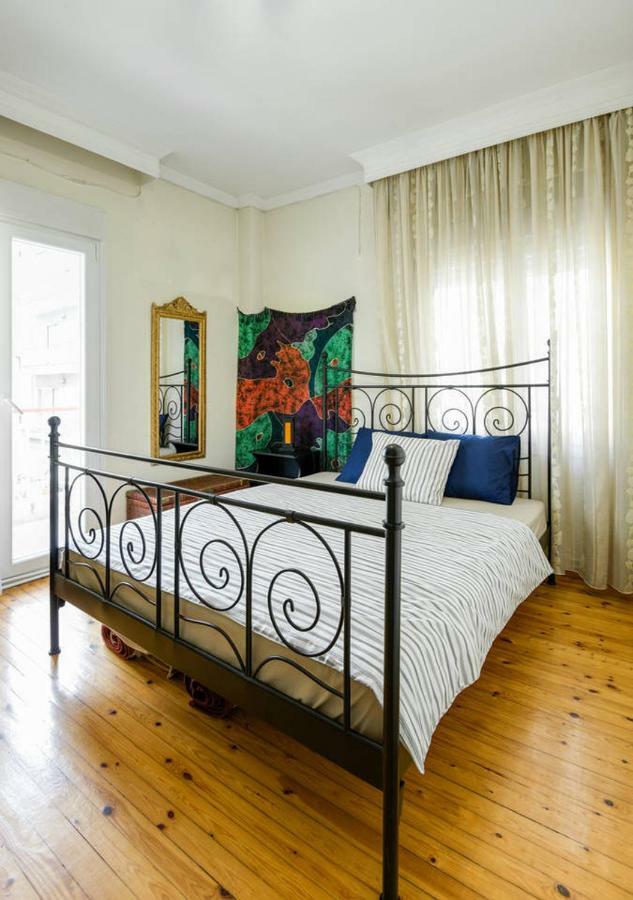 Cozy And Bright Apartment In The Heart Of The City Thessaloniki Exterior foto